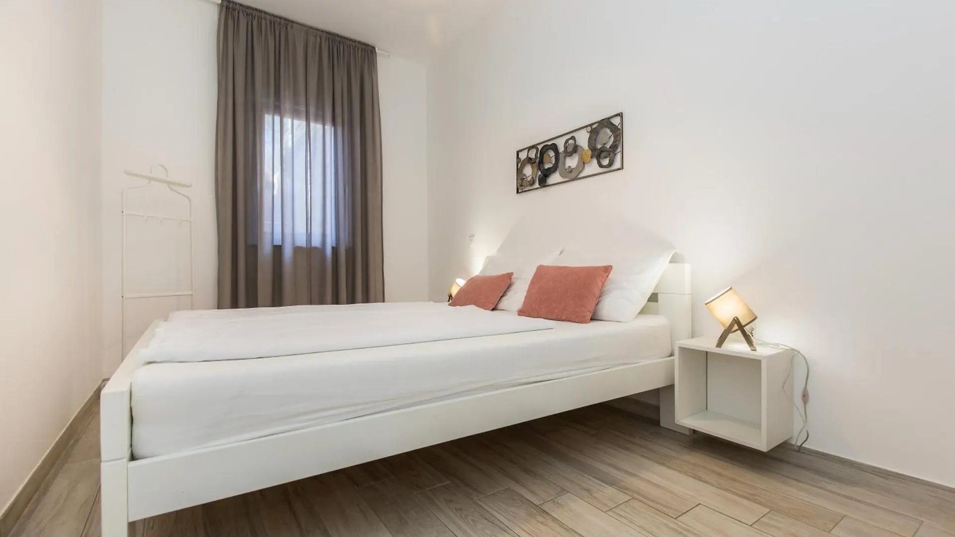 Istria Sea Side Apartment 210 & 209 Labin