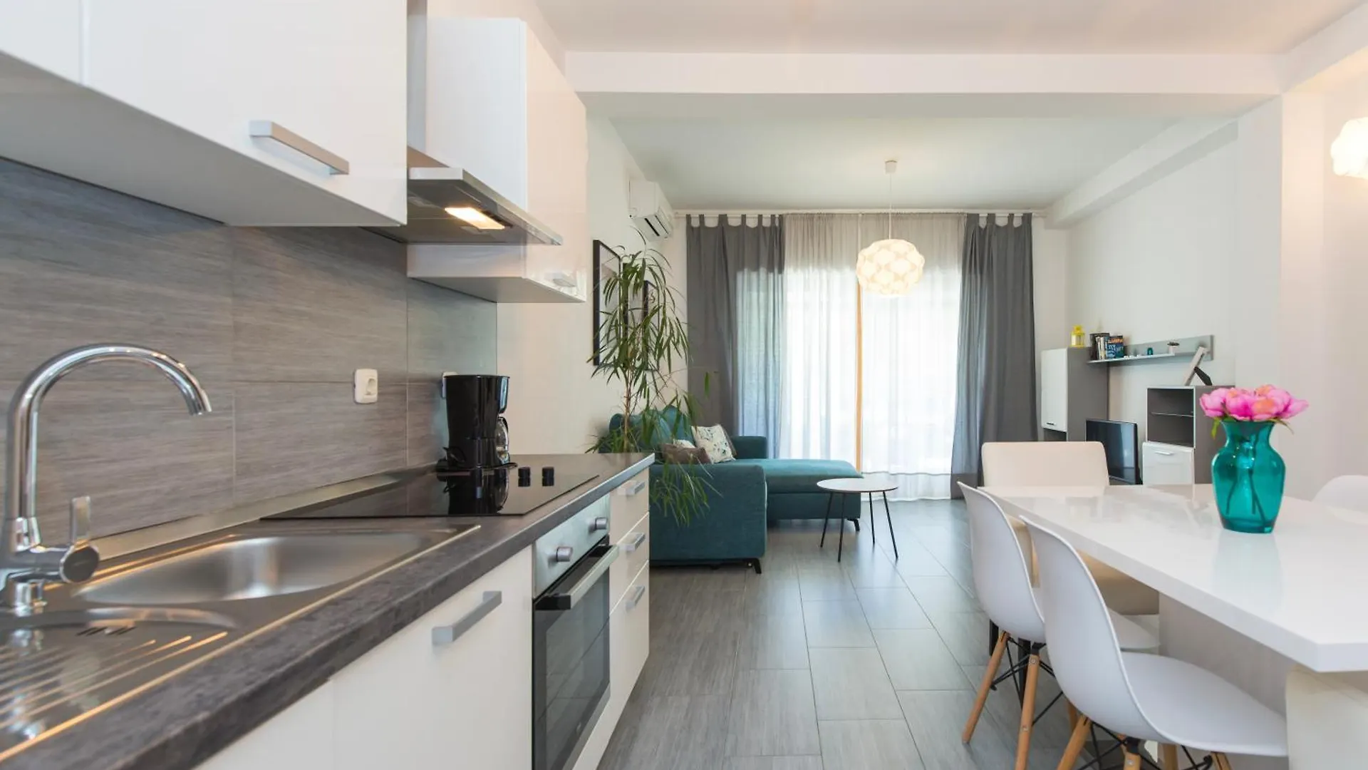 Istria Sea Side Apartment 210 & 209 Labin