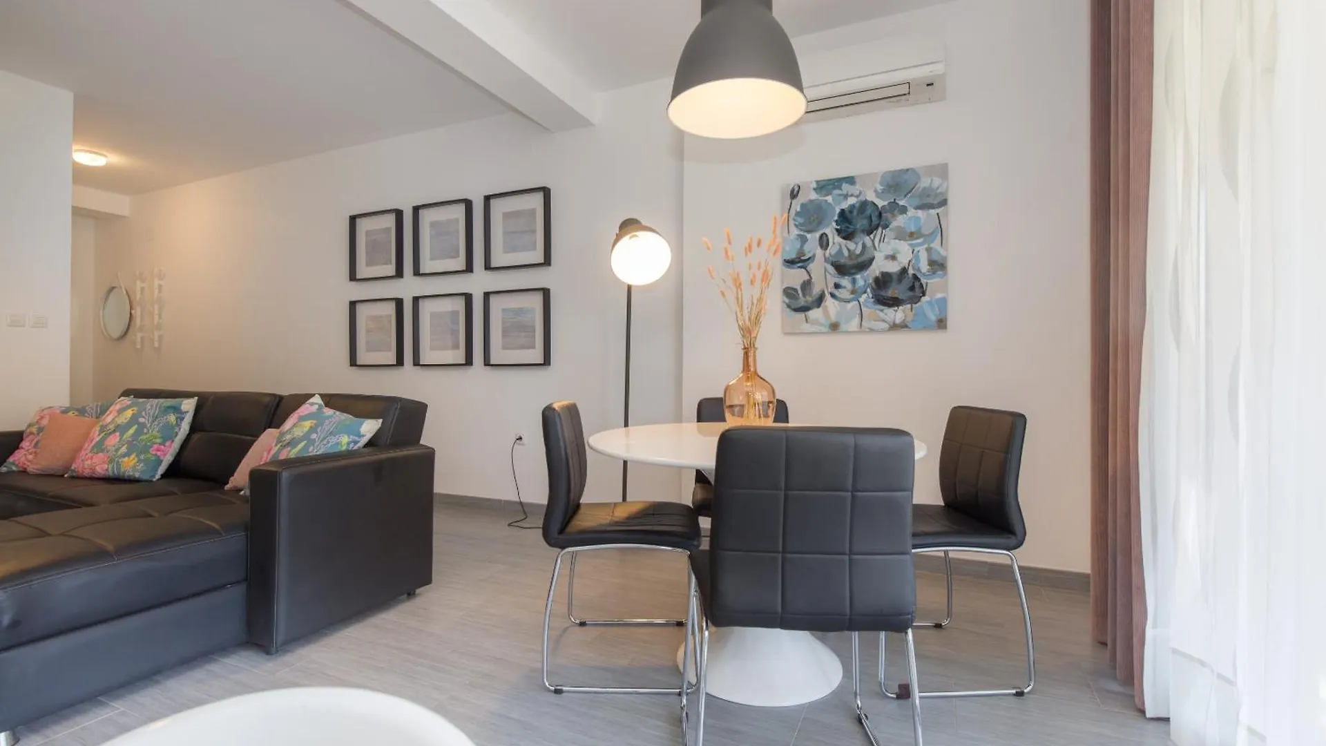 Istria Sea Side Apartment 210 & 209 Labin