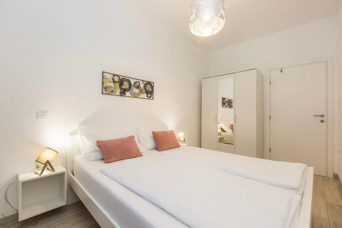 Istria Sea Side Apartment 210 & 209 Labin  Labin (Istria)