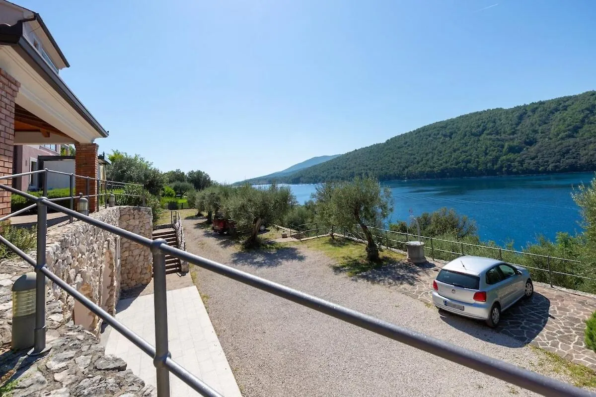 Istria Sea Side Apartment 210 & 209 Labin